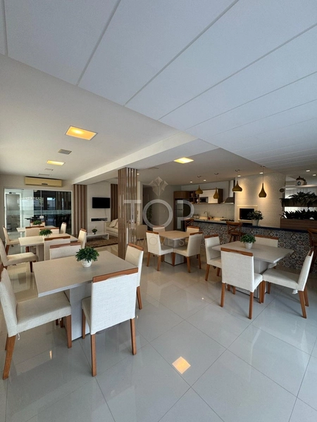 DUPLEX MOBILIADO EM MEIA PRAIA: 8ª foto da galeria de imagens do imóvel
