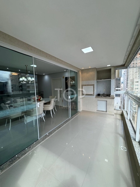 DUPLEX MOBILIADO EM MEIA PRAIA: 1ª foto da galeria de imagens do imóvel