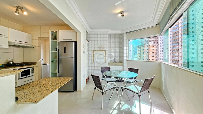 APARTAMENTO EM BALNEÁRIO CAMBORIÚ: 1ª foto da galeria de imagens do imóvel