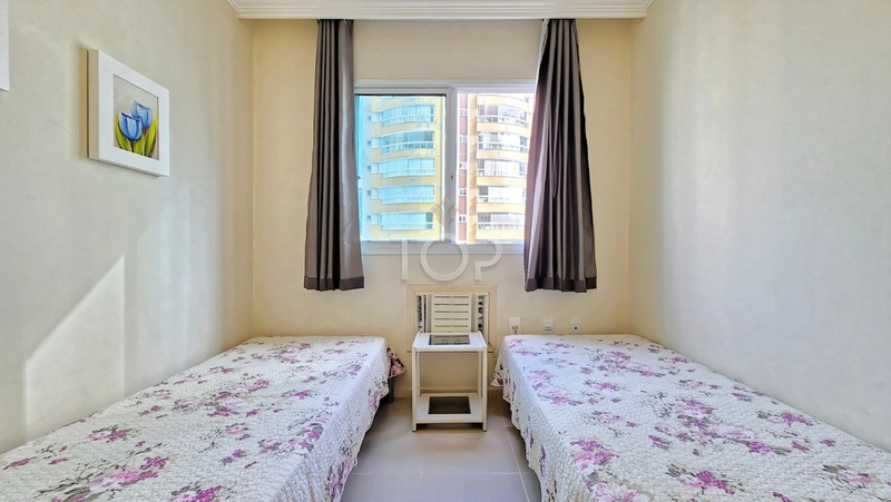 APARTAMENTO EM BALNEÁRIO CAMBORIÚ: 8ª foto da galeria de imagens do imóvel