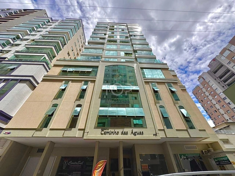 MOBILIADO EM MEIA PRAIA: 3ª foto da galeria de imagens do imóvel