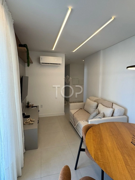 MOBILIADO EM MEIA PRAIA: 30ª foto da galeria de imagens do imóvel
