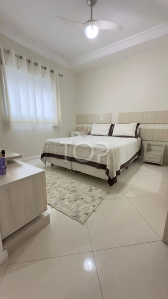 APARTAMENTO 3 SUITES EM MEIA PRAIA: 10ª foto da galeria de imagens do imóvel