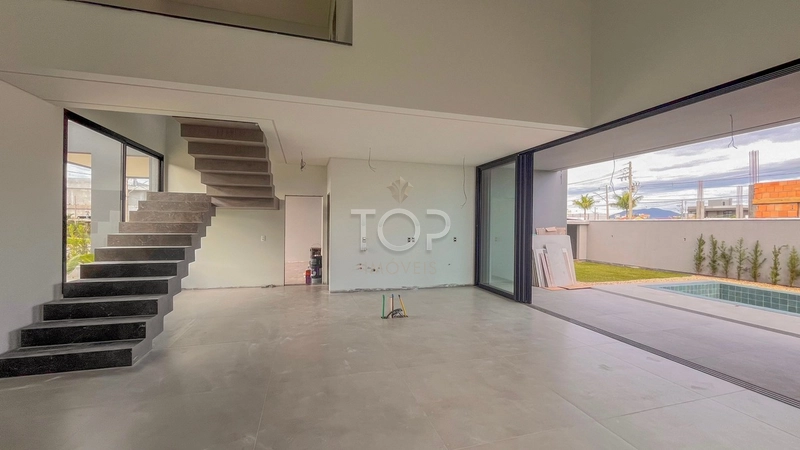 Casa Alto Padrão - Condomínio Fechado - Tijucas: 3ª foto da galeria de imagens do imóvel