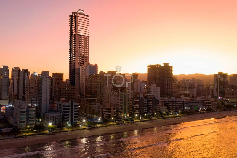 Apartamento na planta Meia praia: 10ª foto da galeria de imagens do imóvel