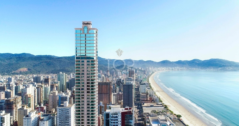 Apartamento na planta Meia praia: 1ª foto da galeria de imagens do imóvel