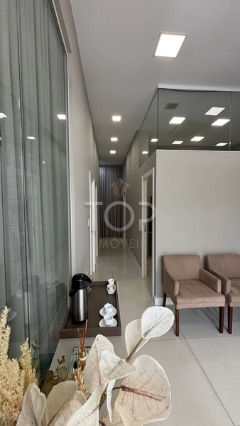 SALA COMERCIAL MOBILIADA EM MEIA PRAIA: 13ª foto da galeria de imagens do imóvel