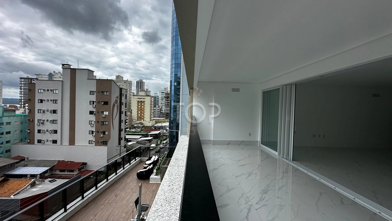 VISTA MAR DIFERENCIADO EM MEIA PRAIA: 7ª foto da galeria de imagens do imóvel