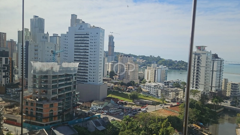 MOBILIADO EM ITAPEMA: 15ª foto da galeria de imagens do imóvel