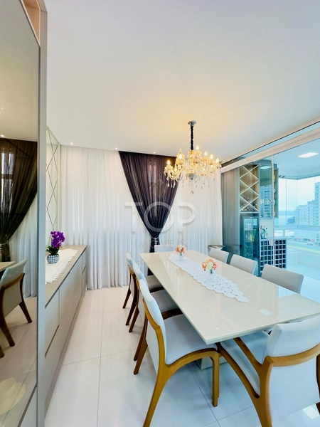 APARTAMENTO 4 SUÍTES QUADRA MAR ITAPEMA MEIA PRAIA: 13ª foto da galeria de imagens do imóvel