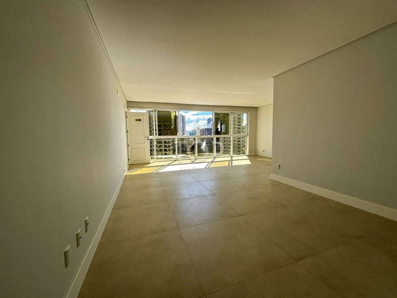Apartamento novo em Porto Belo-Perequê: 6ª foto da galeria de imagens do imóvel