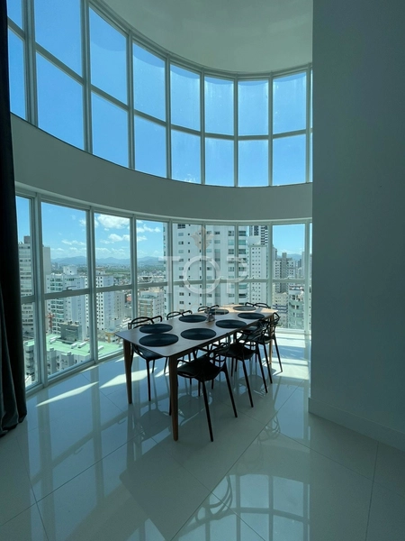 Duplex - Balneário Camboriú: 3ª foto da galeria de imagens do imóvel