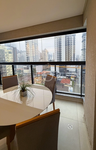 APARTAMENTO MOBILIADO EM MEIA PRAIA: 3ª foto da galeria de imagens do imóvel
