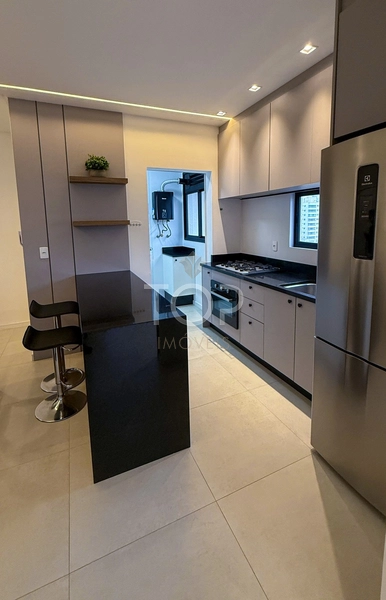 APARTAMENTO MOBILIADO EM MEIA PRAIA: 4ª foto da galeria de imagens do imóvel