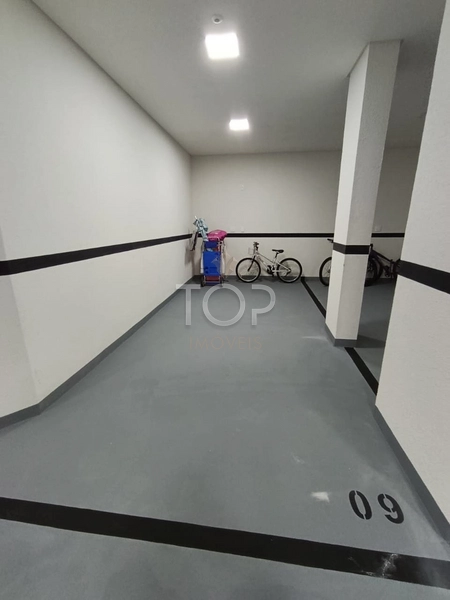 1 Apartamento por andar na quadra mar em Meia Praia: 6ª foto da galeria de imagens do imóvel