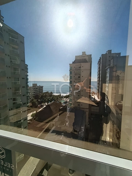 1 Apartamento por andar na quadra mar em Meia Praia: 15ª foto da galeria de imagens do imóvel
