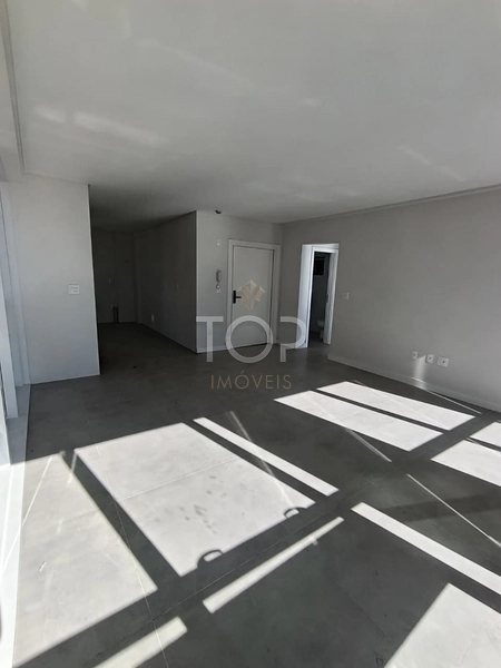 1 Apartamento por andar na quadra mar em Meia Praia: 16ª foto da galeria de imagens do imóvel