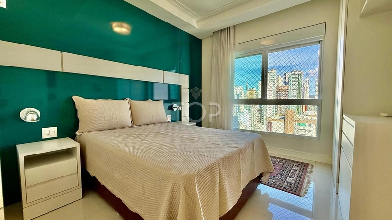 4 dormitórios, mobiliado a 150 metros do mar em Balneário Camboriú: 30ª foto da galeria de imagens do imóvel