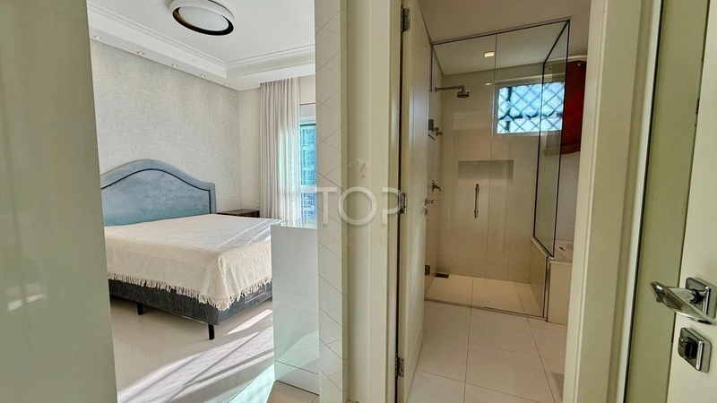 4 dormitórios, mobiliado a 150 metros do mar em Balneário Camboriú: 24ª foto da galeria de imagens do imóvel