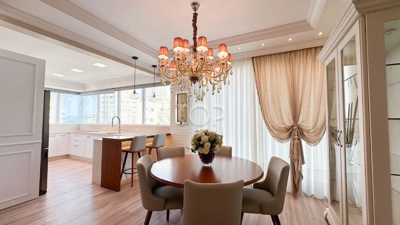 Cobertura Duplex na Quadra Mar em Meia Praia, finamente mobiliada!: 8ª foto da galeria de imagens do imóvel