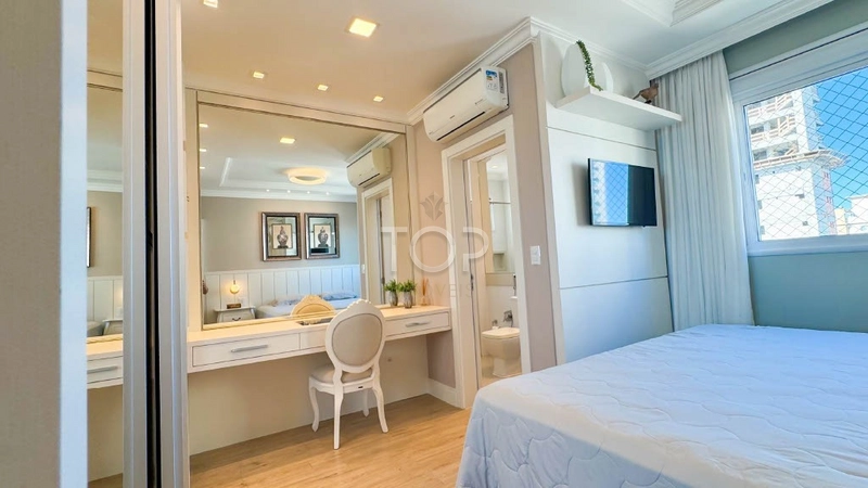 Cobertura Duplex na Quadra Mar em Meia Praia, finamente mobiliada!: 41ª foto da galeria de imagens do imóvel