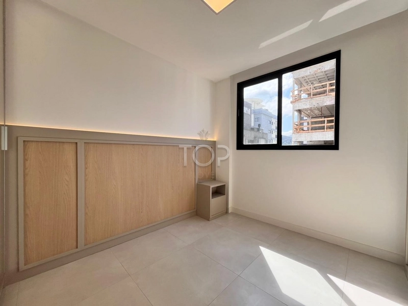 APARTAMENTO SEMI-MOBILIADO EM ITAPEMA: 12ª foto da galeria de imagens do imóvel