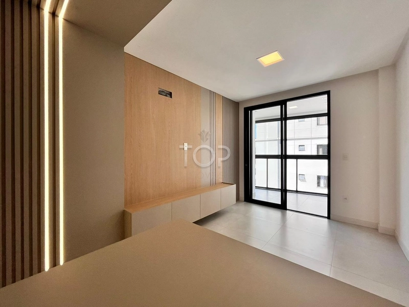 APARTAMENTO SEMI-MOBILIADO EM ITAPEMA: 4ª foto da galeria de imagens do imóvel