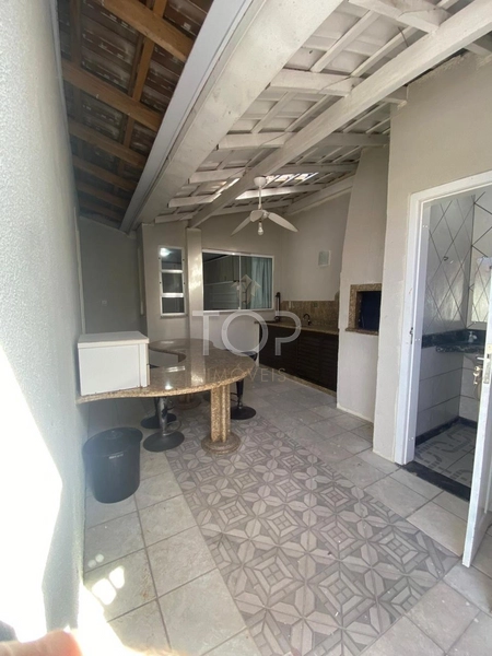 EXCELENTE  CASA EM PORTO BELO: 28ª foto da galeria de imagens do imóvel
