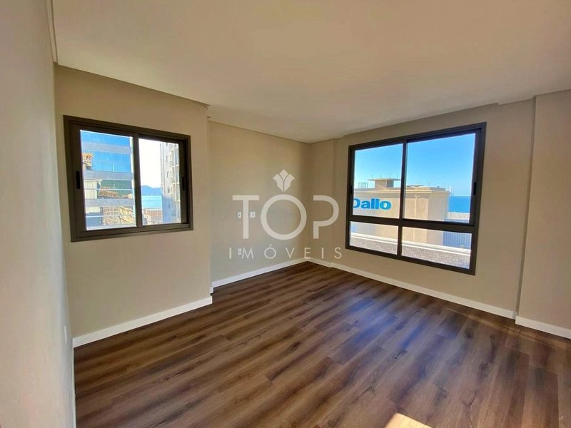 APARTAMENTO COM 4 SUÍTES NA QUADRA DO MAR: 10ª foto da galeria de imagens do imóvel