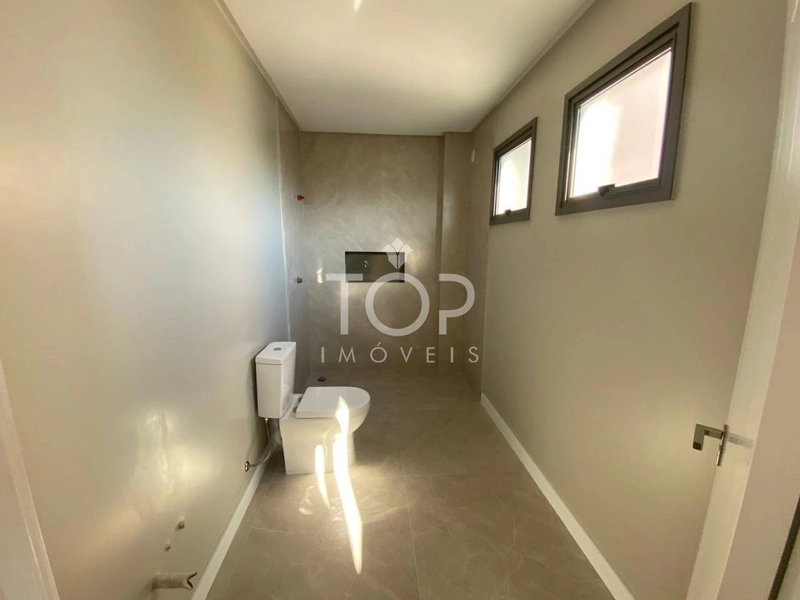 APARTAMENTO COM 4 SUÍTES NA QUADRA DO MAR: 7ª foto da galeria de imagens do imóvel