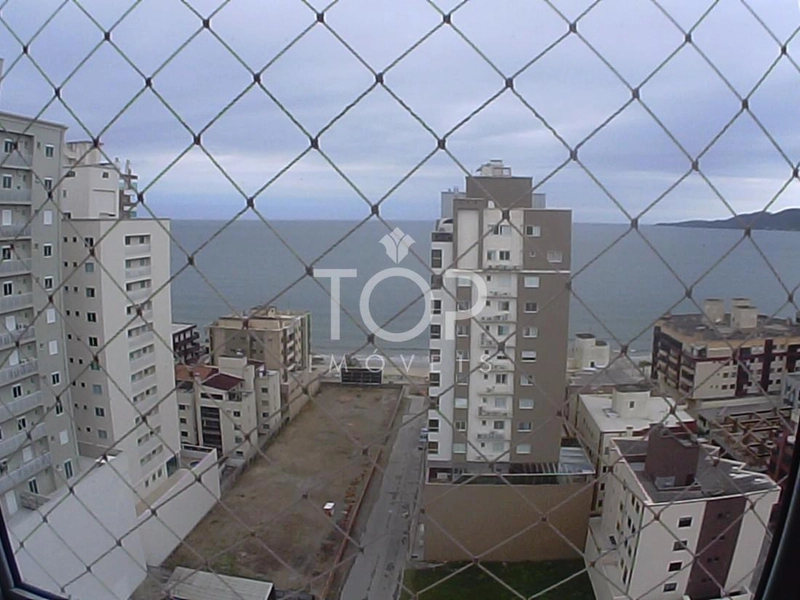 LINDO IMÓVEL NA QUADRA DO MAR: 33ª foto da galeria de imagens do imóvel