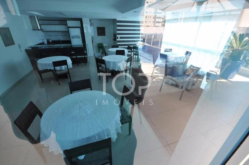 LINDO IMÓVEL NA QUADRA DO MAR: 23ª foto da galeria de imagens do imóvel