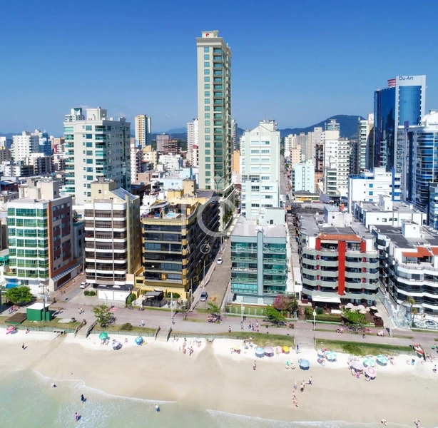 EXCELENTE LOCALIZAÇÃO, NA QUADRA DO MAR!!: 12ª foto da galeria de imagens do imóvel