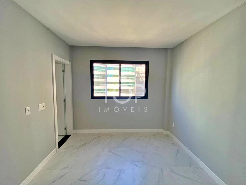 APARTAMENTO PRONTO COM 3 SUITES EM MEIA PRAIA: 8ª foto da galeria de imagens do imóvel