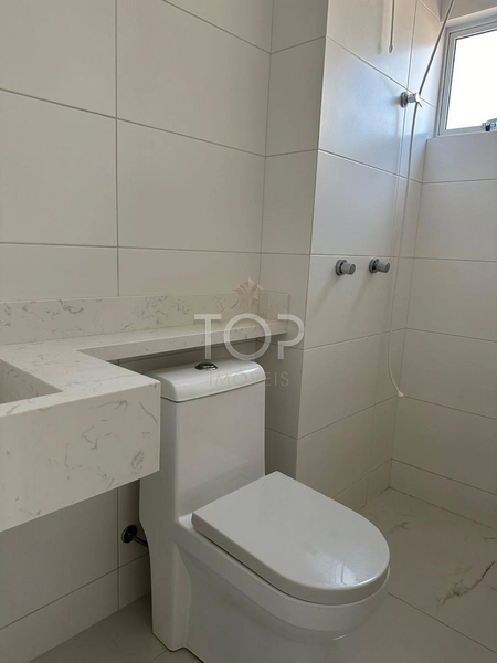 APARTAMENTO SEMI MOBILIADO EM ITAPEMA: 11ª foto da galeria de imagens do imóvel