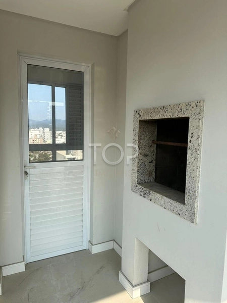 APARTAMENTO SEMI MOBILIADO EM ITAPEMA: 12ª foto da galeria de imagens do imóvel