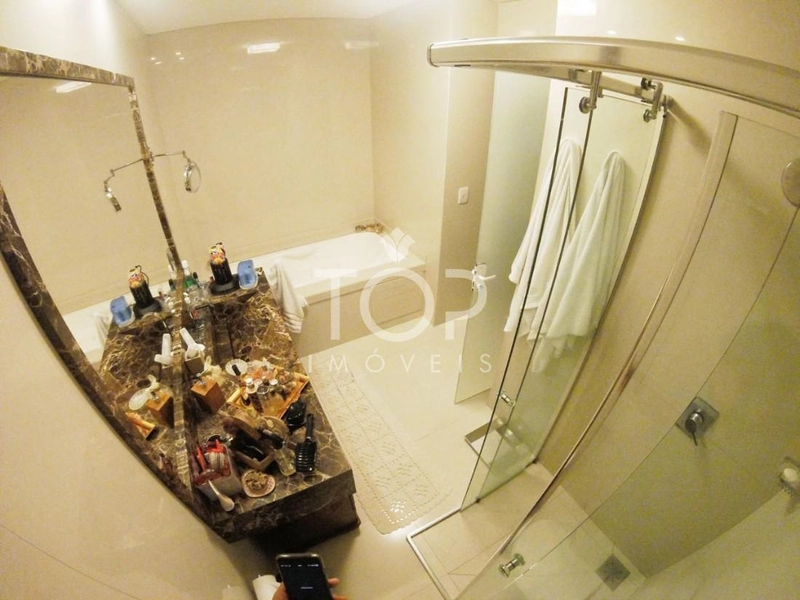 APARTAMENTO FRENTE MAR E MOBILIADO EM ITAPEMA: 8ª foto da galeria de imagens do imóvel