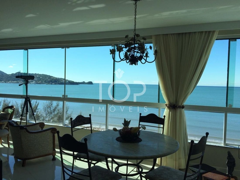 APARTAMENTO FRENTE MAR E MOBILIADO EM ITAPEMA: 2ª foto da galeria de imagens do imóvel