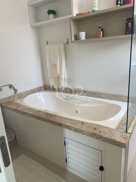 APARTAMENTO MOBILIADO EM MEIA PRAIA!: 7ª foto da galeria de imagens do imóvel