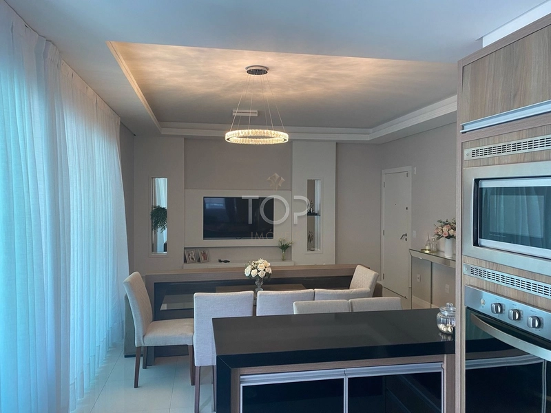 APARTAMENTO MOBILIADO EM MEIA PRAIA!: 1ª foto da galeria de imagens do imóvel