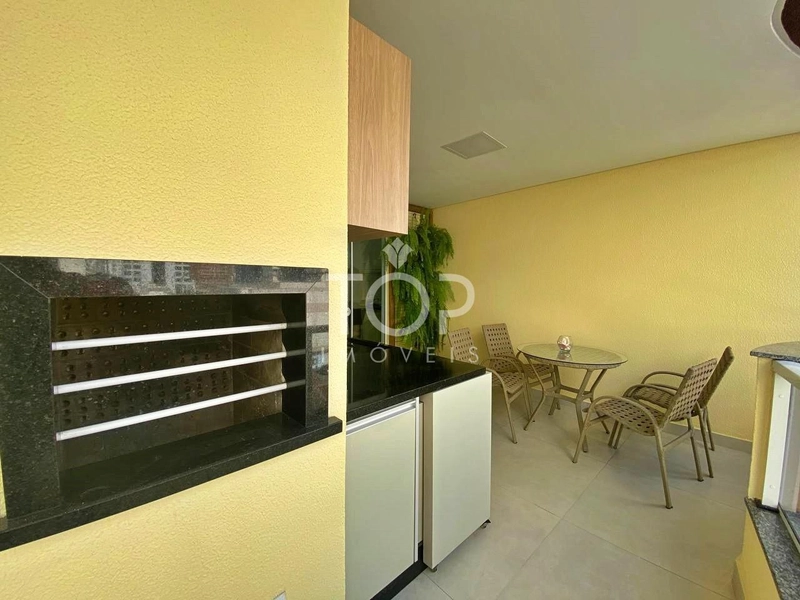 APARTAMENTO MOBILIADO E EQUIPADO EM MEIA PRAIA: 16ª foto da galeria de imagens do imóvel