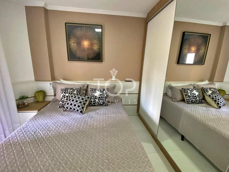 APARTAMENTO MOBILIADO E EQUIPADO EM MEIA PRAIA: 9ª foto da galeria de imagens do imóvel