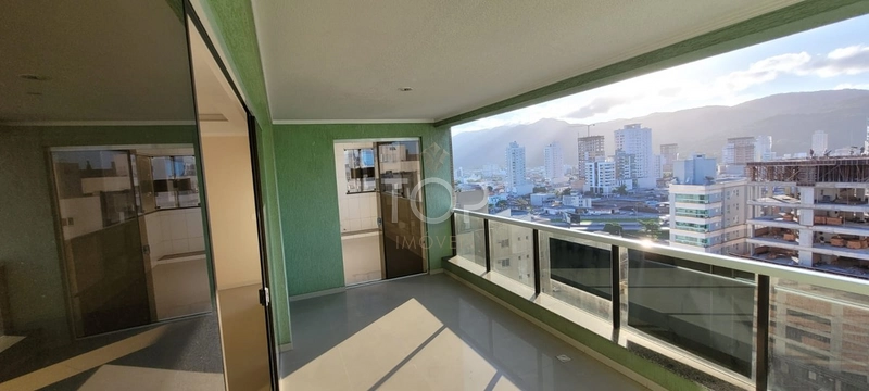 4 SUITES GIGANTE BEM LOCALIZADO MEIA PRAIA: 2ª foto da galeria de imagens do imóvel