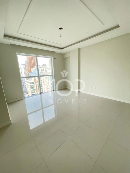 LINDO APARTAMENTO EM MEIA PRAIA: 30ª foto da galeria de imagens do imóvel
