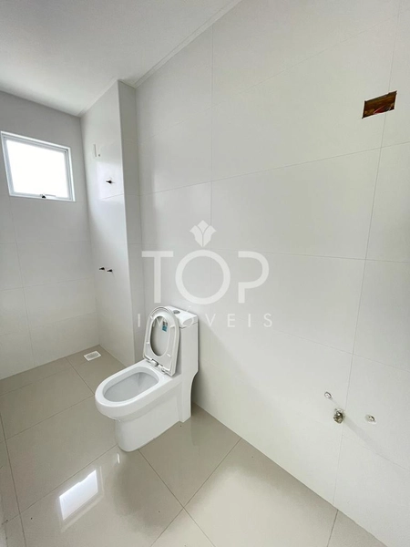 LINDO APARTAMENTO EM MEIA PRAIA: 13ª foto da galeria de imagens do imóvel