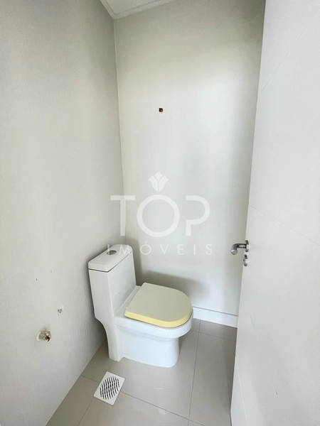 LINDO APARTAMENTO EM MEIA PRAIA: 20ª foto da galeria de imagens do imóvel