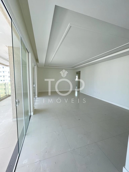LINDO APARTAMENTO EM MEIA PRAIA: 17ª foto da galeria de imagens do imóvel