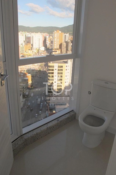 AMPLO APARTAMENTO DE FRENTE PARA AVENIDA: 34ª foto da galeria de imagens do imóvel