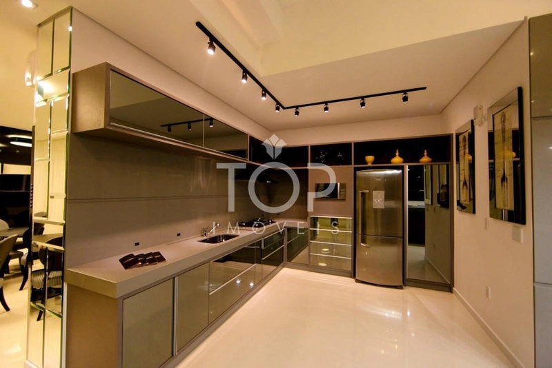 AMPLO APARTAMENTO DE FRENTE PARA AVENIDA: 14ª foto da galeria de imagens do imóvel