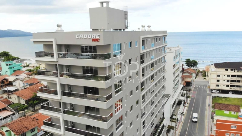 APARTAMENTO MOBILIADO E EQUIPADO A 80MTS DA PRAIA.: 1ª foto da galeria de imagens do imóvel